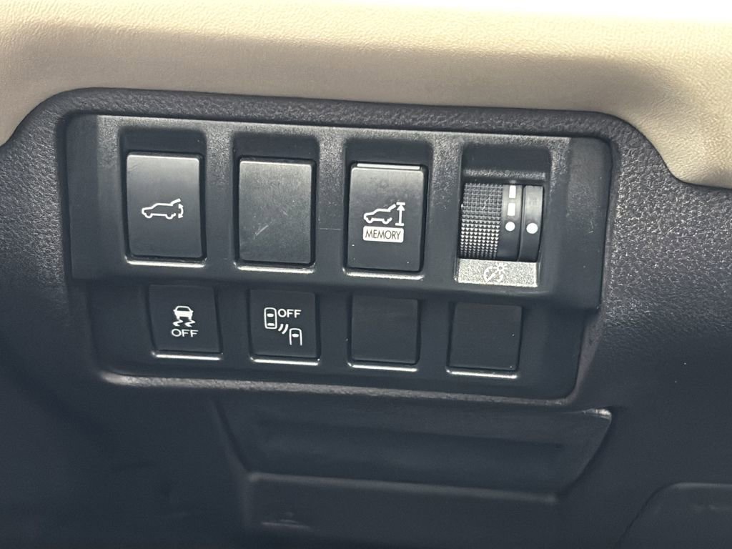 Used 2019 Subaru Ascent Limited w/ Popular Package #2A image 33