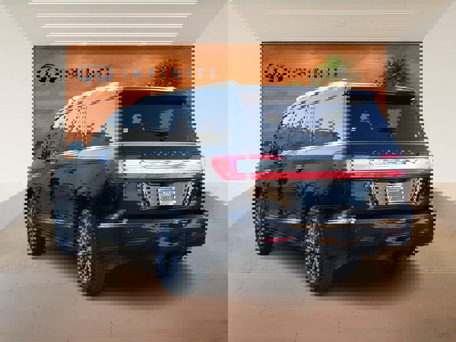 Used 2020 Lincoln Navigator L Reserve w/ Luxury Package image 5