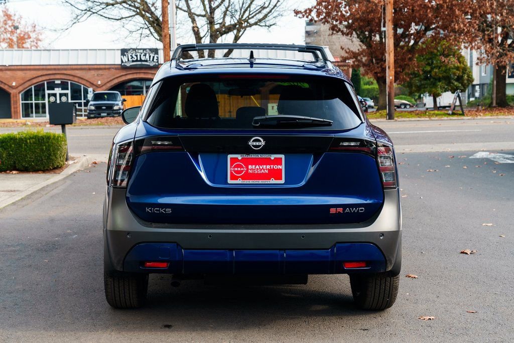 New 2026 Nissan Kicks SR w/ SR Premium Package image 5