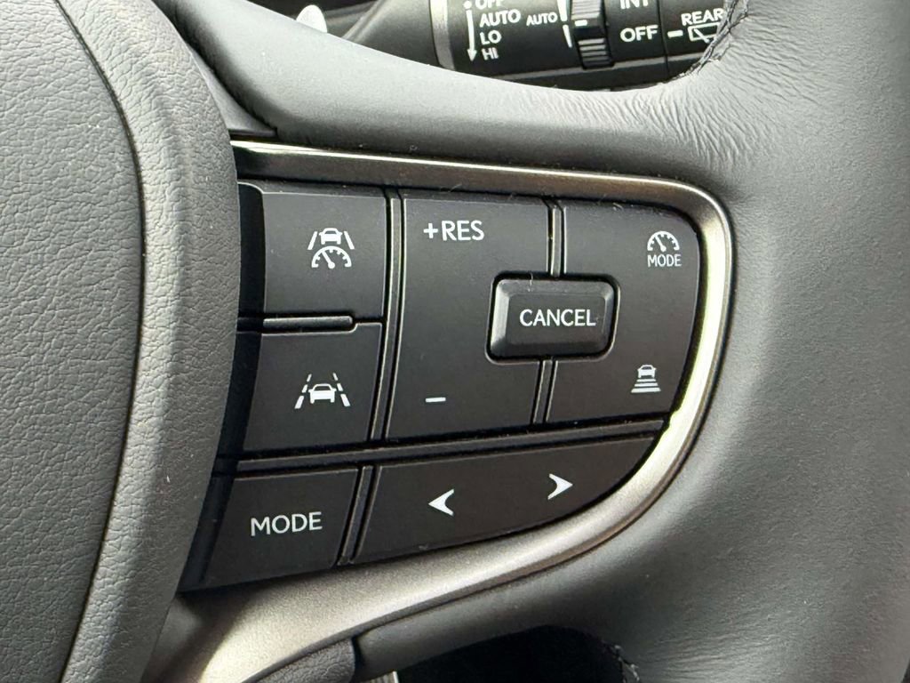 New 2026 Lexus UX 300h AWD image 17