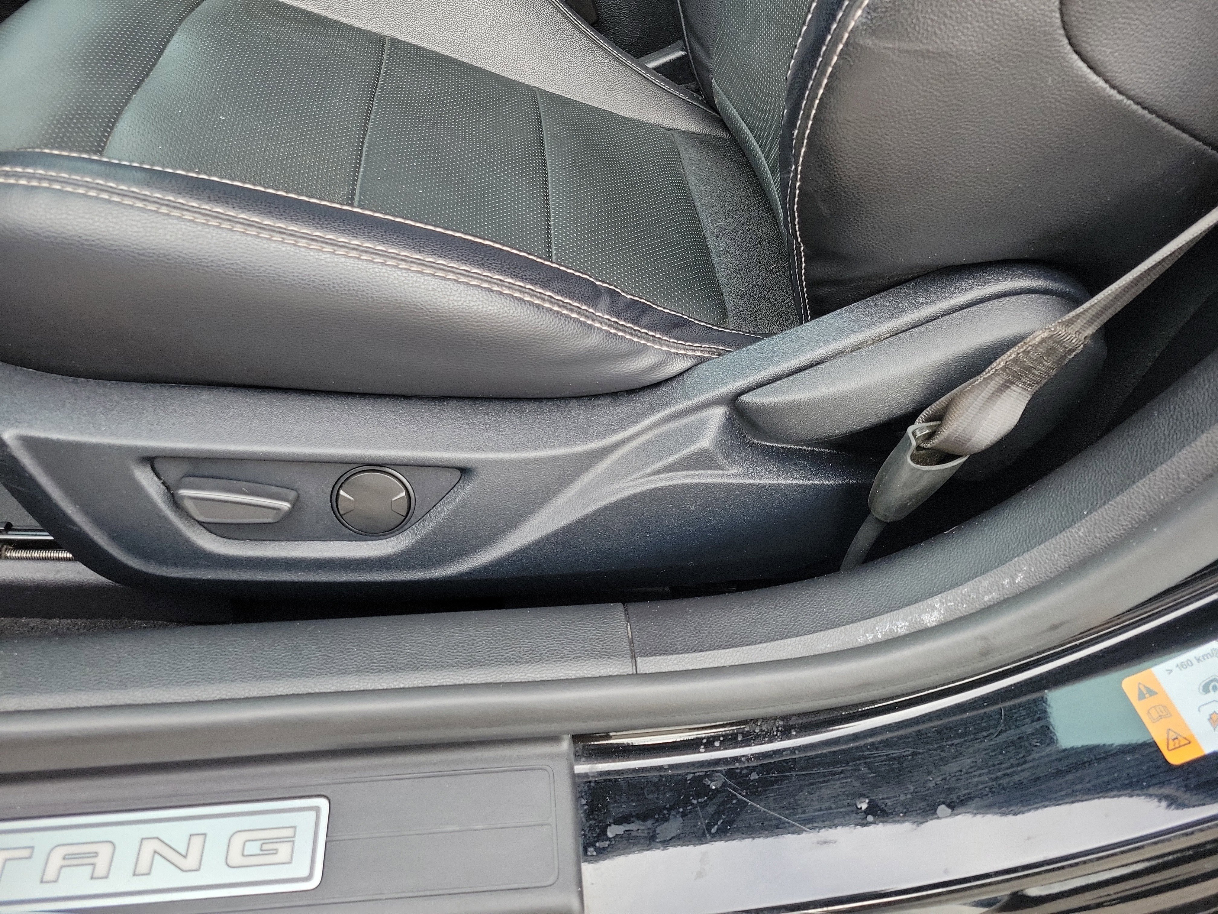 Used 2021 Ford Mustang GT Premium w/ Ford Safe & Smart Package image 9