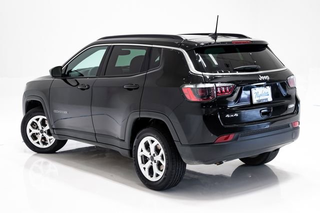 Certified 2025 Jeep Compass Latitude w/ Sun & Sound Group AWD/4WD image 34