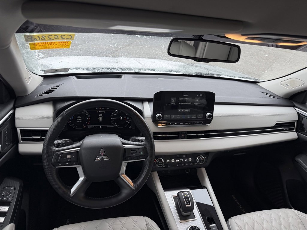 Used 2024 Mitsubishi Outlander SEL image 13
