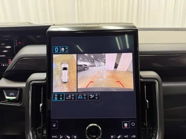 New 2026 GMC Yukon Elevation w/ Technology Package AWD/4WD image 19