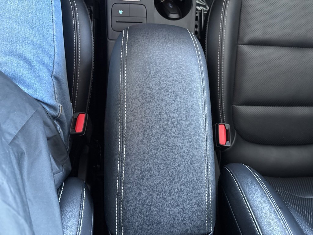 Used 2021 Ford Escape SEL image 19