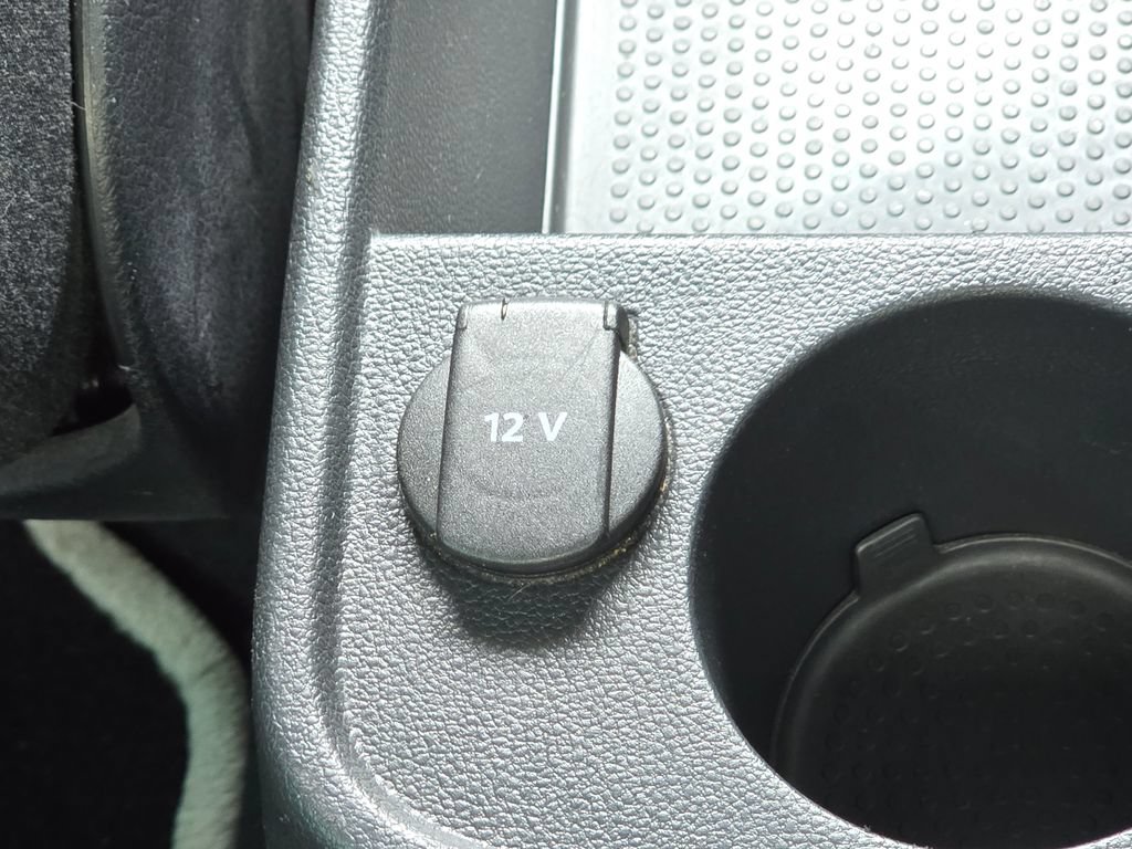Used 2012 Volkswagen Beetle 2.0T FWD image 25