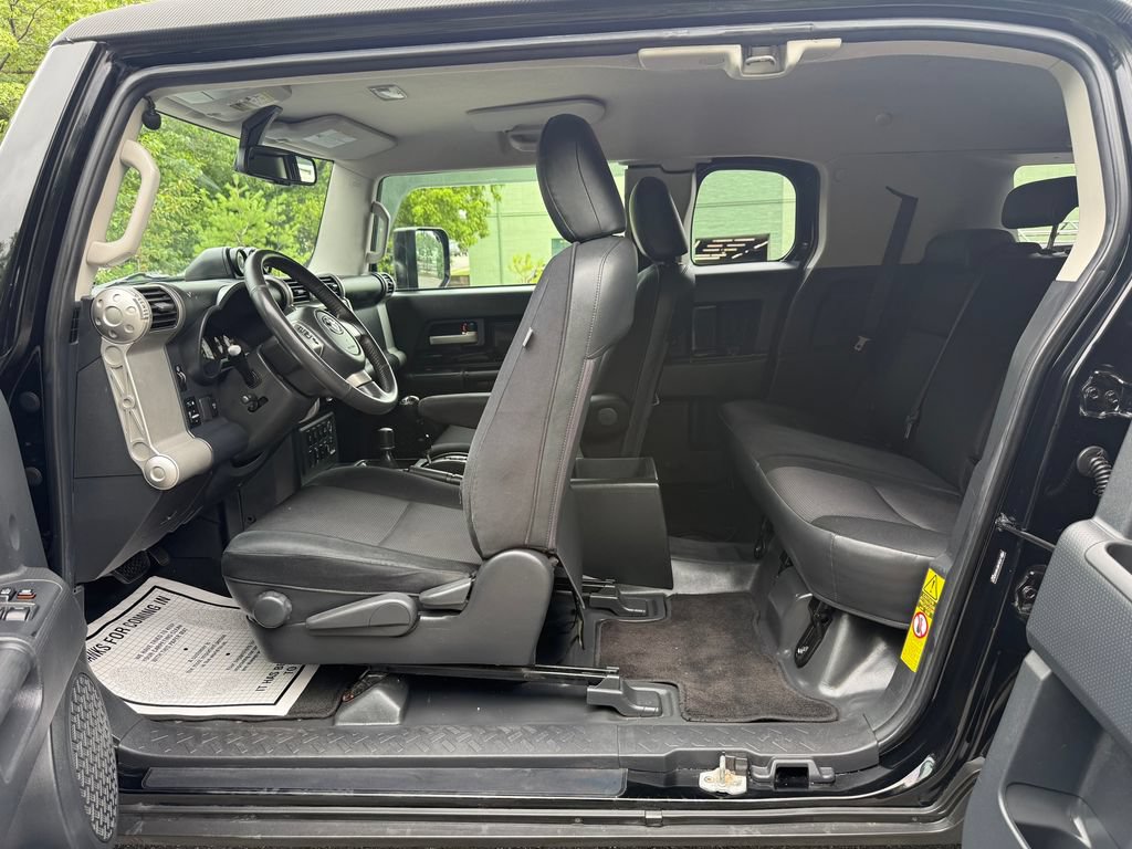 Used 2010 Toyota FJ Cruiser 4WD w/ Upgrade Pkg 2 image 24