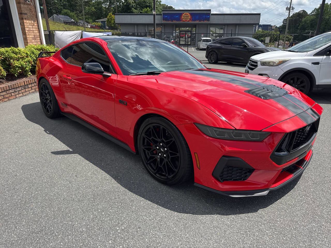 Used 2024 Ford Mustang GT Premium w/ GT Performance Package RWD image 9