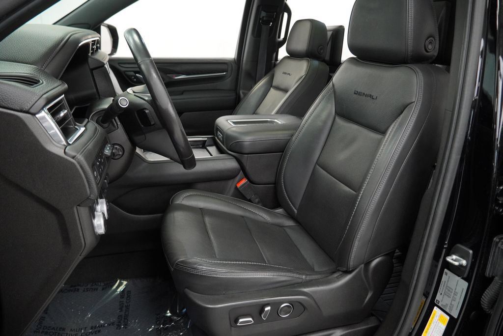 Used 2021 GMC Yukon XL Denali w/ Denali Ultimate Package AWD/4WD image 16