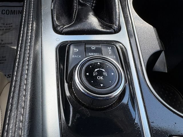 Used 2020 Nissan Maxima 3.5 SL w/ Floor Mat Group FWD image 26