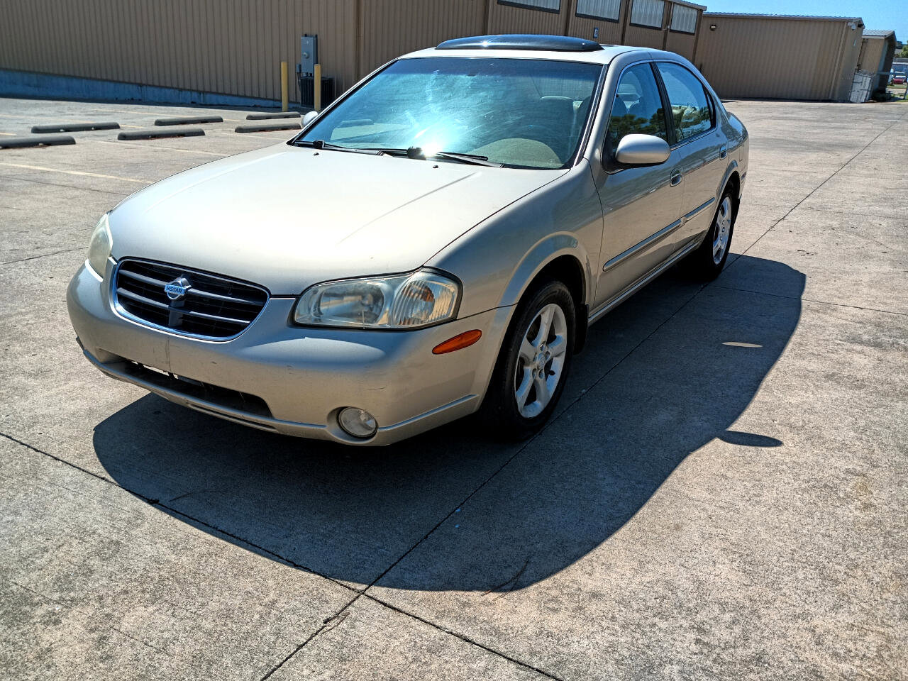 Used 2000 Nissan Maxima GLE image 9