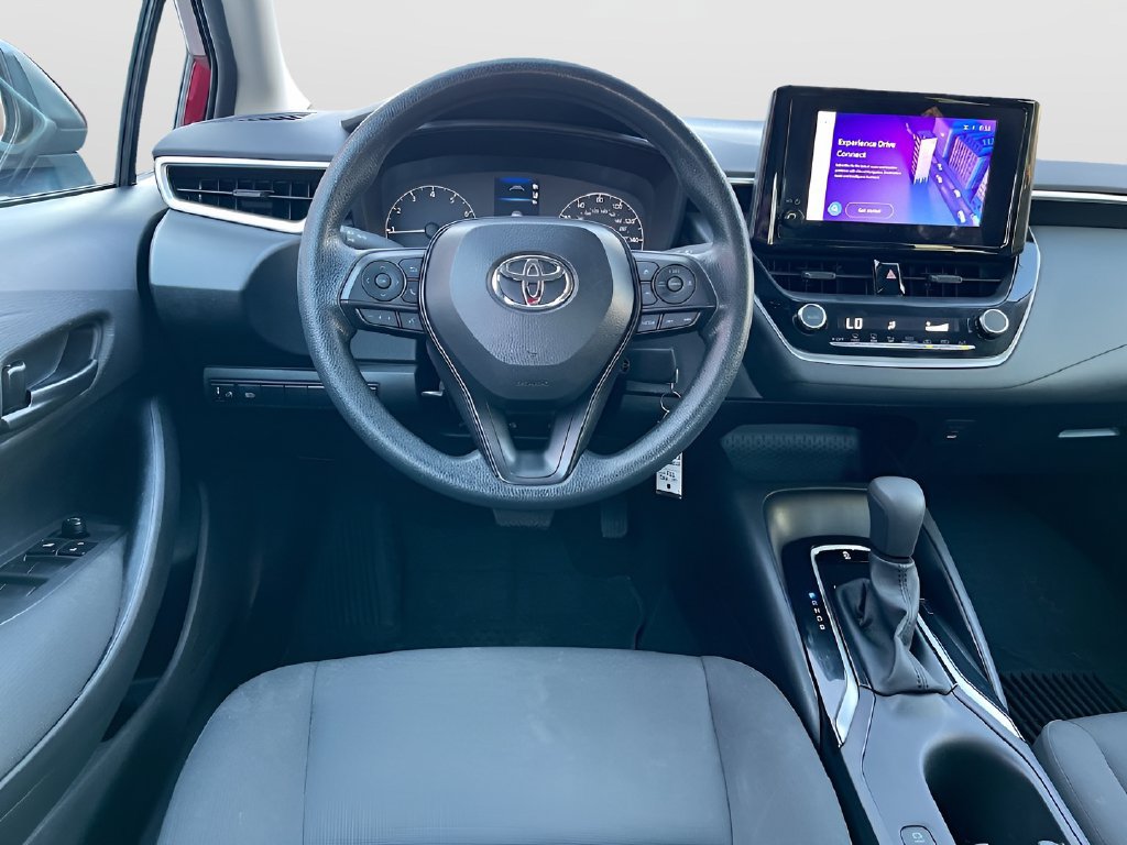 Used 2025 Toyota Corolla LE FWD image 21