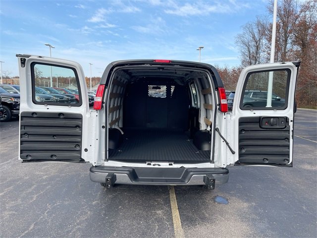 Used 2024 Chevrolet Express 2500 w/ Driver Convenience Package image 22