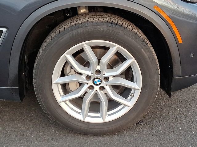 Used 2019 BMW X5 xDrive40i w/ Luxury Seating Package image 8