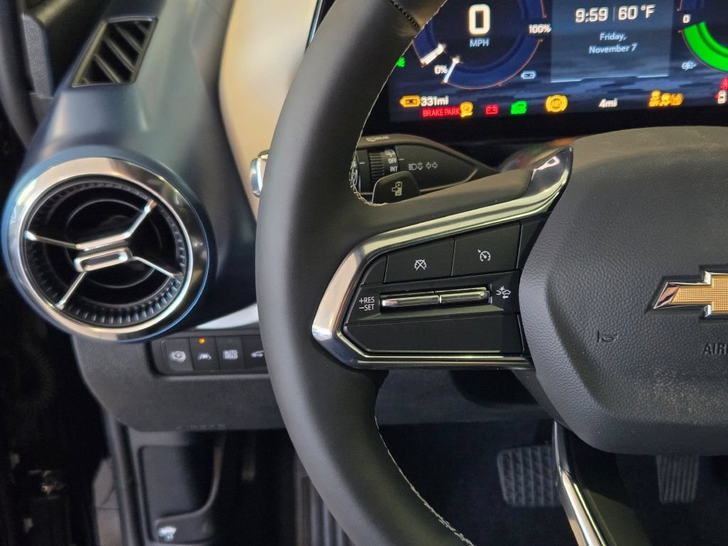 New 2026 Chevrolet Equinox EV LT w/ Convenience Package II FWD image 28