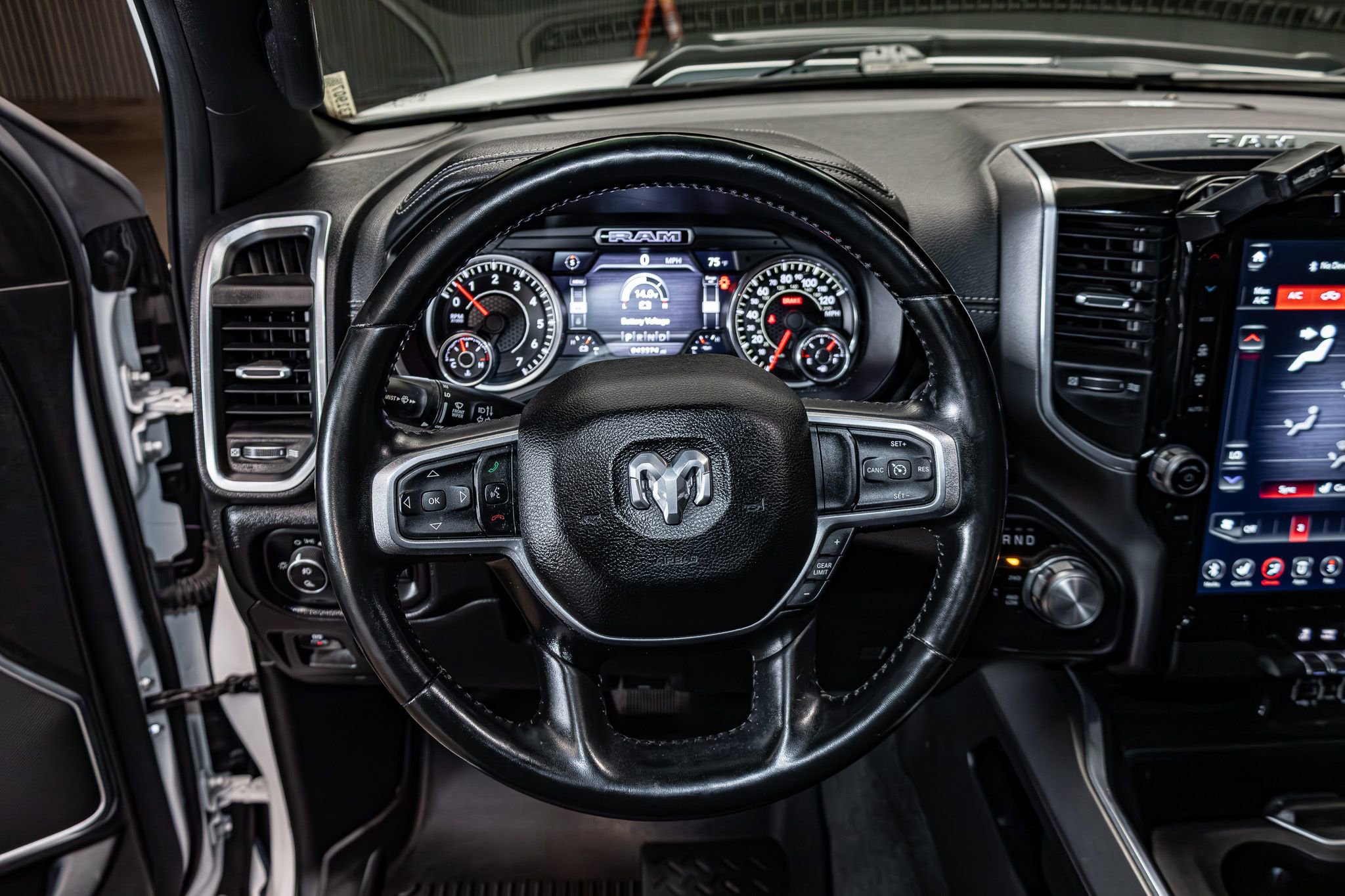 Used 2021 RAM 1500 Laramie image 17