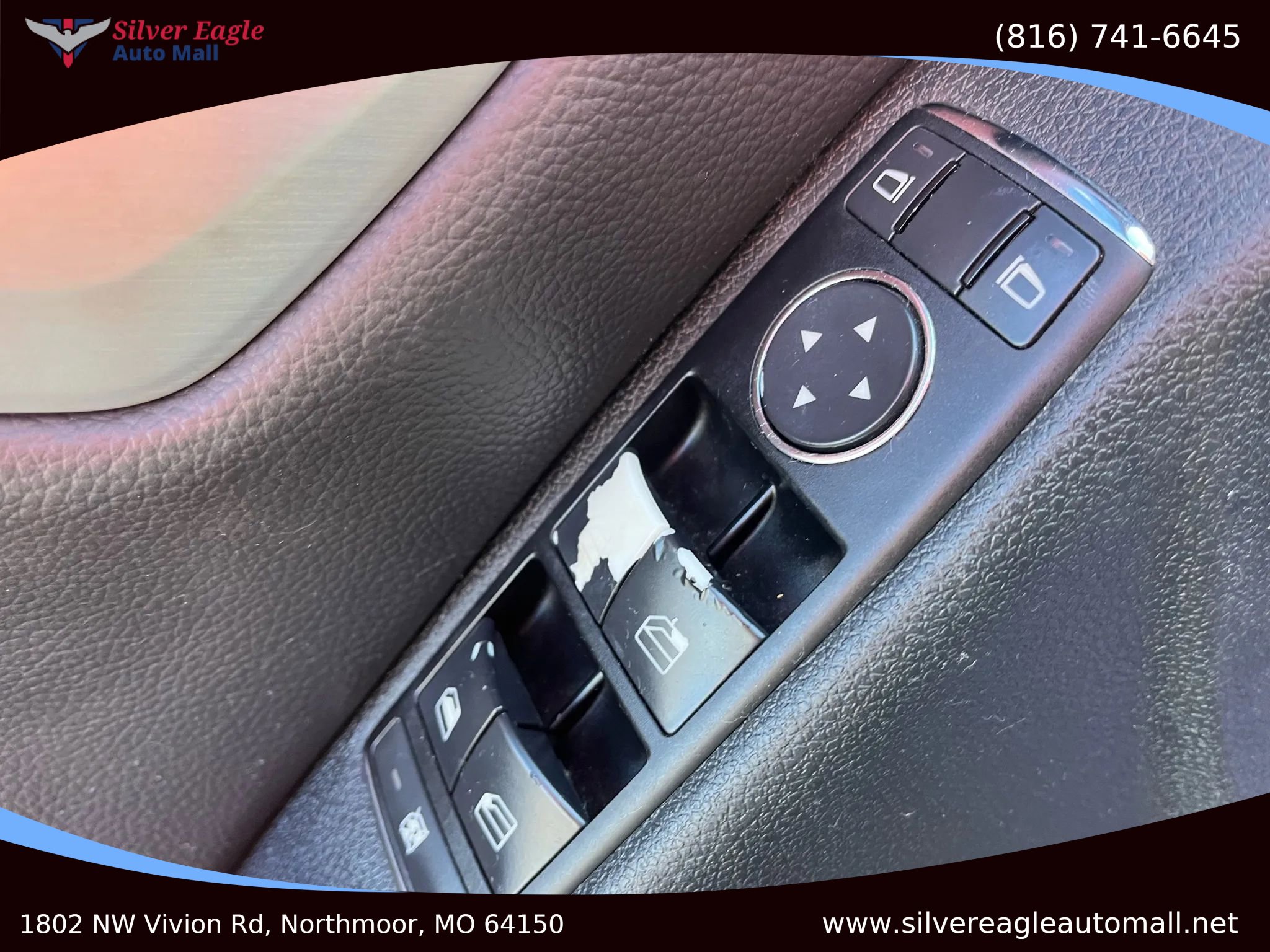 Used 2010 Mercedes-Benz C 300 Sedan image 10