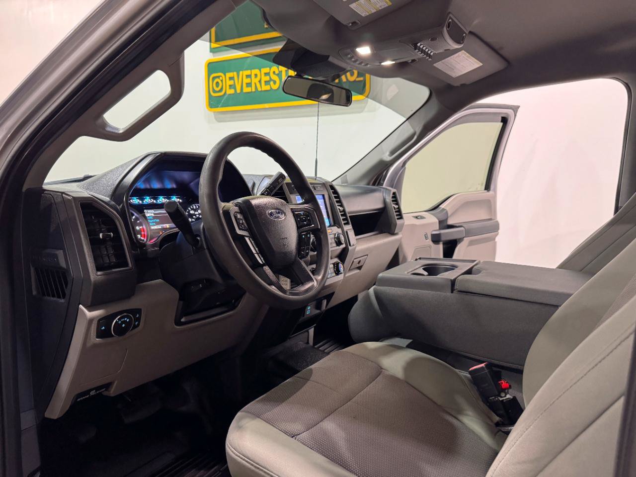 Used 2022 Ford F250 XL w/ STX Appearance Package AWD/4WD image 10
