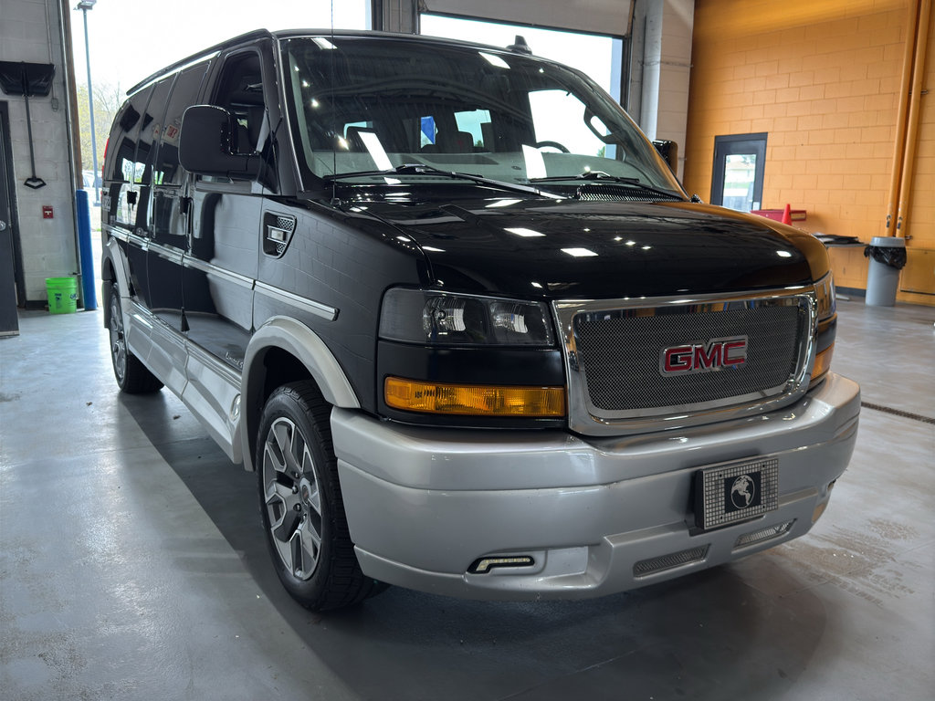 Used 2023 GMC Savana 2500 RWD image 7