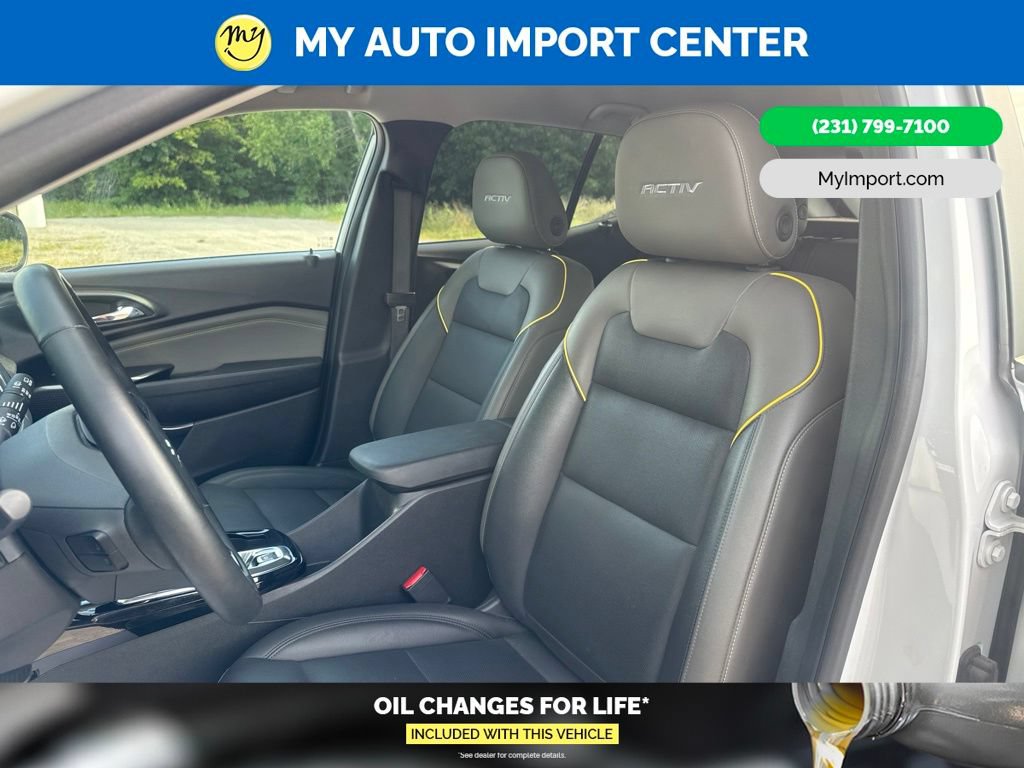 Used 2025 Chevrolet Trax ACTIV FWD image 13