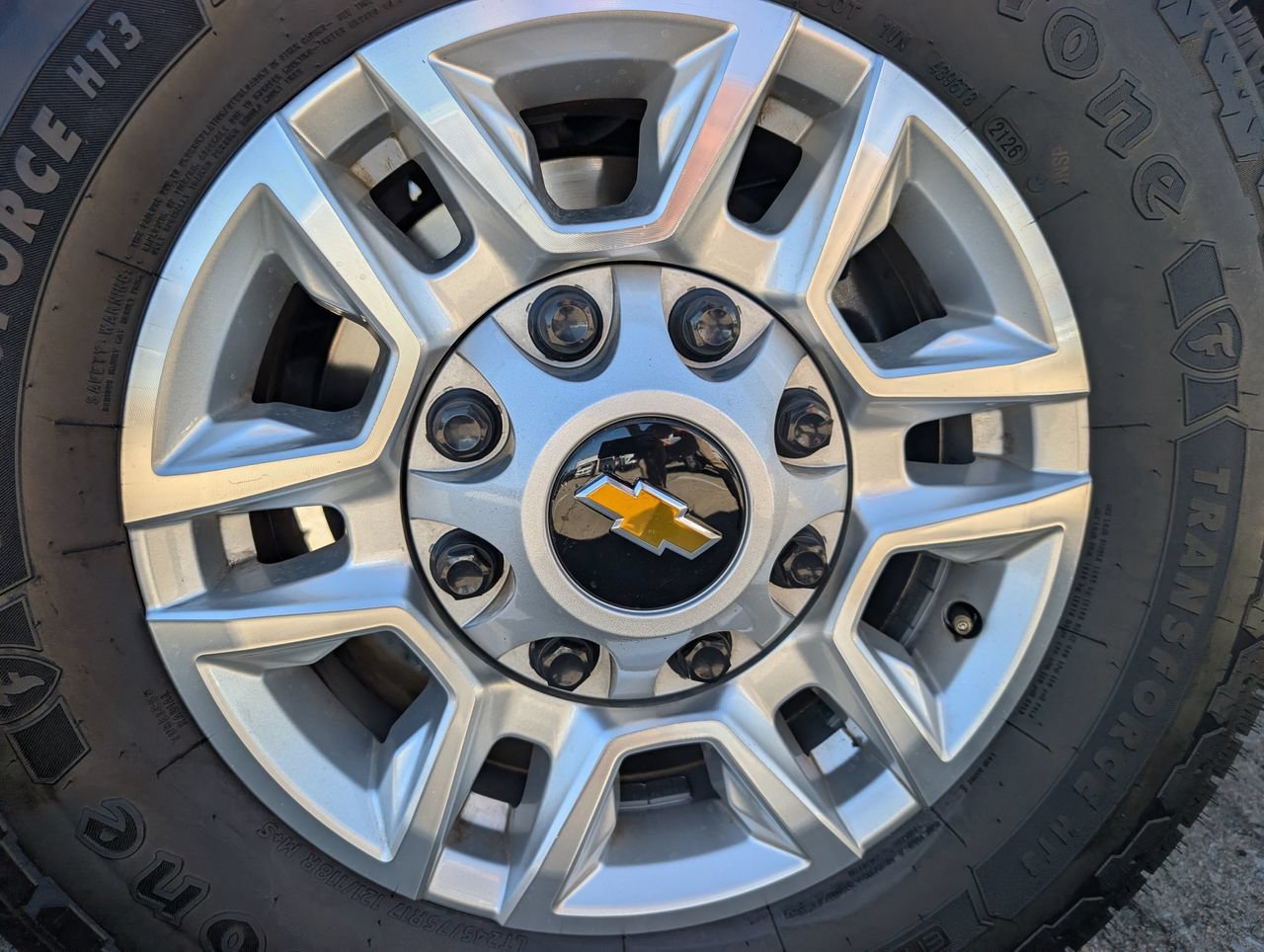 Used 2026 Chevrolet Silverado 2500 LT AWD/4WD image 7