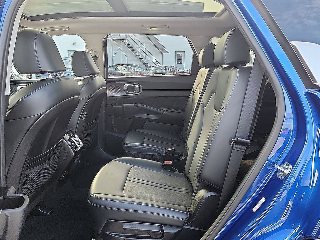 Used 2021 Kia Sorento SX image 6