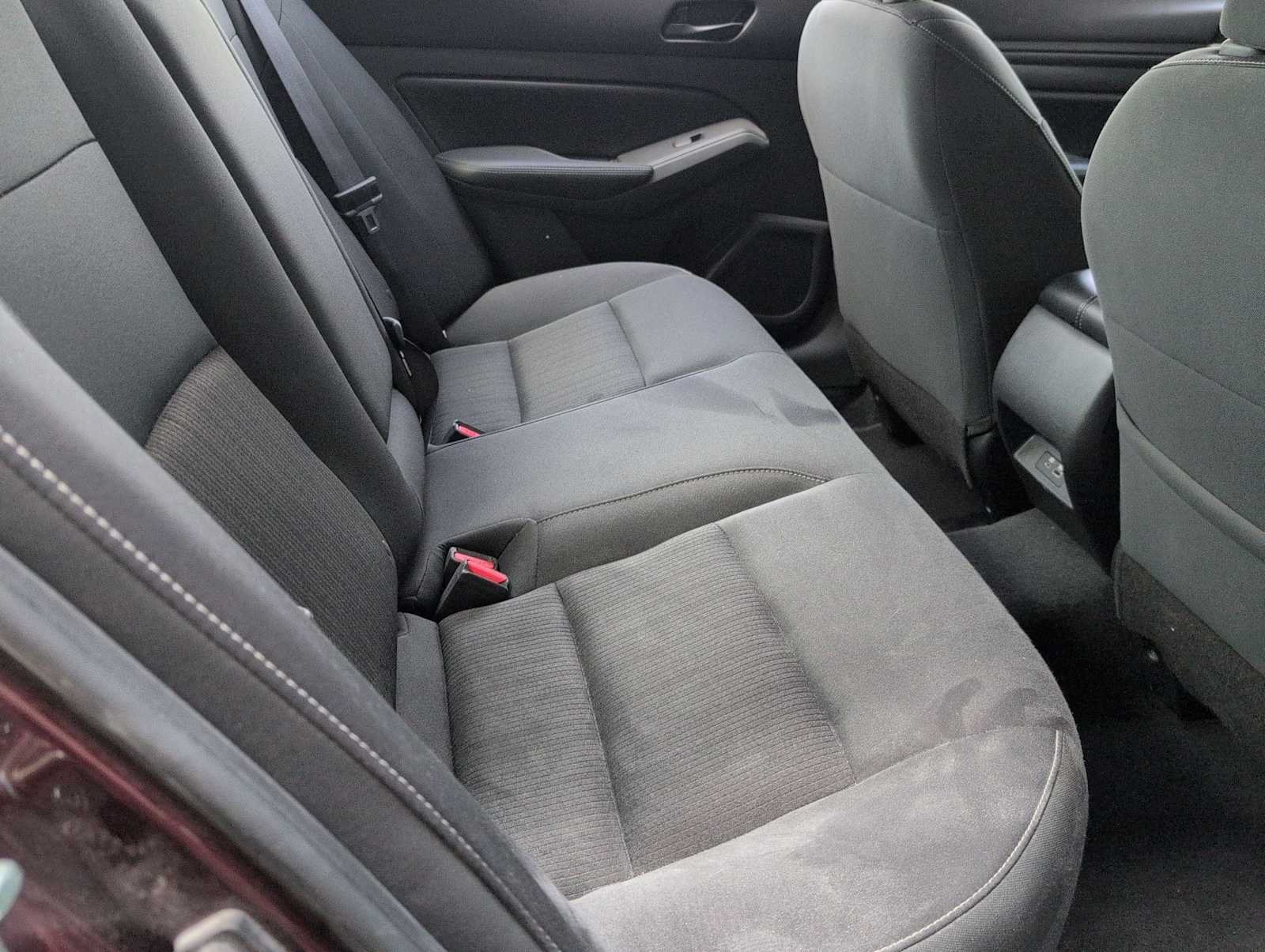 Used 2024 Nissan Altima 2.5 SV FWD image 20
