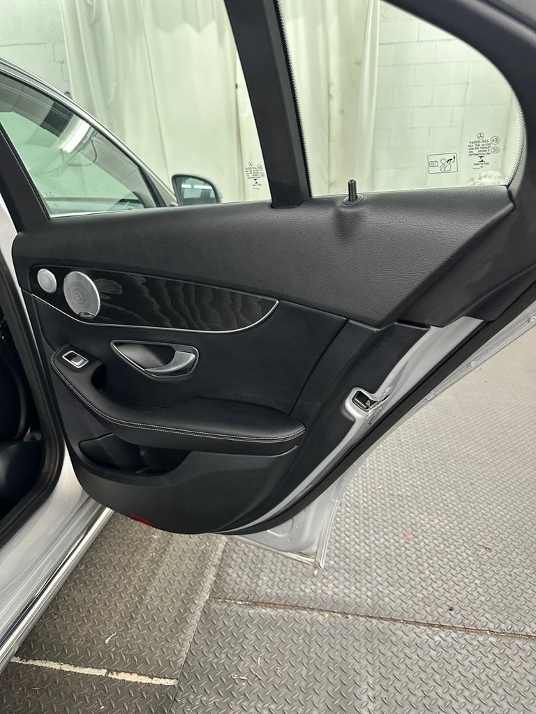 Used 2016 Mercedes-Benz C 300 4MATIC Sedan image 28