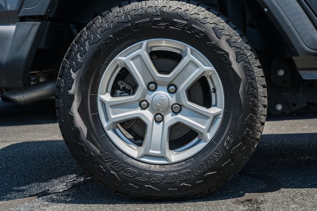 Used 2022 Jeep Wrangler Unlimited Sport AWD/4WD image 38