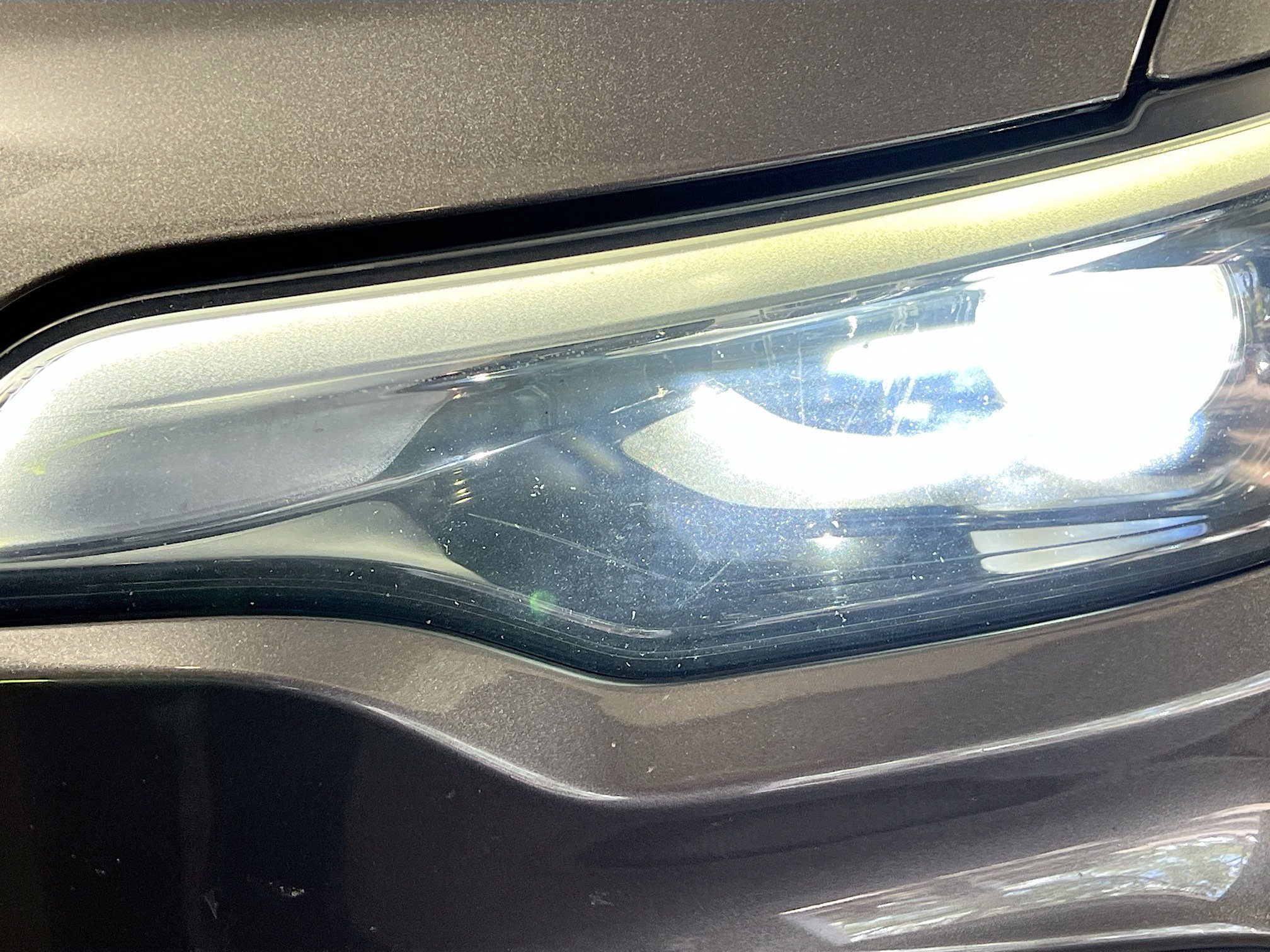 Used 2019 Jeep Cherokee Trailhawk w/ Cold Weather Group AWD/4WD image 12