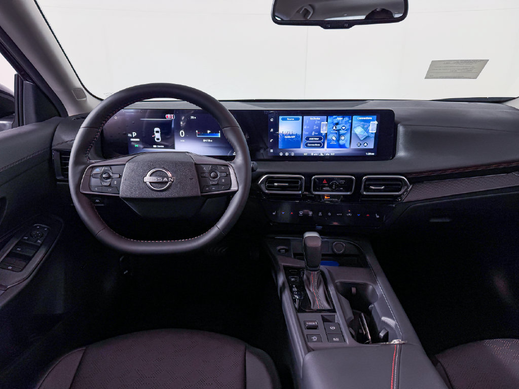 New 2027 Nissan Sentra SR w/ SR Premium Package FWD image 13