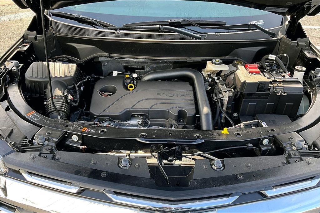 Used 2025 Chevrolet Equinox LT w/ Safety and Technology Package image 28
