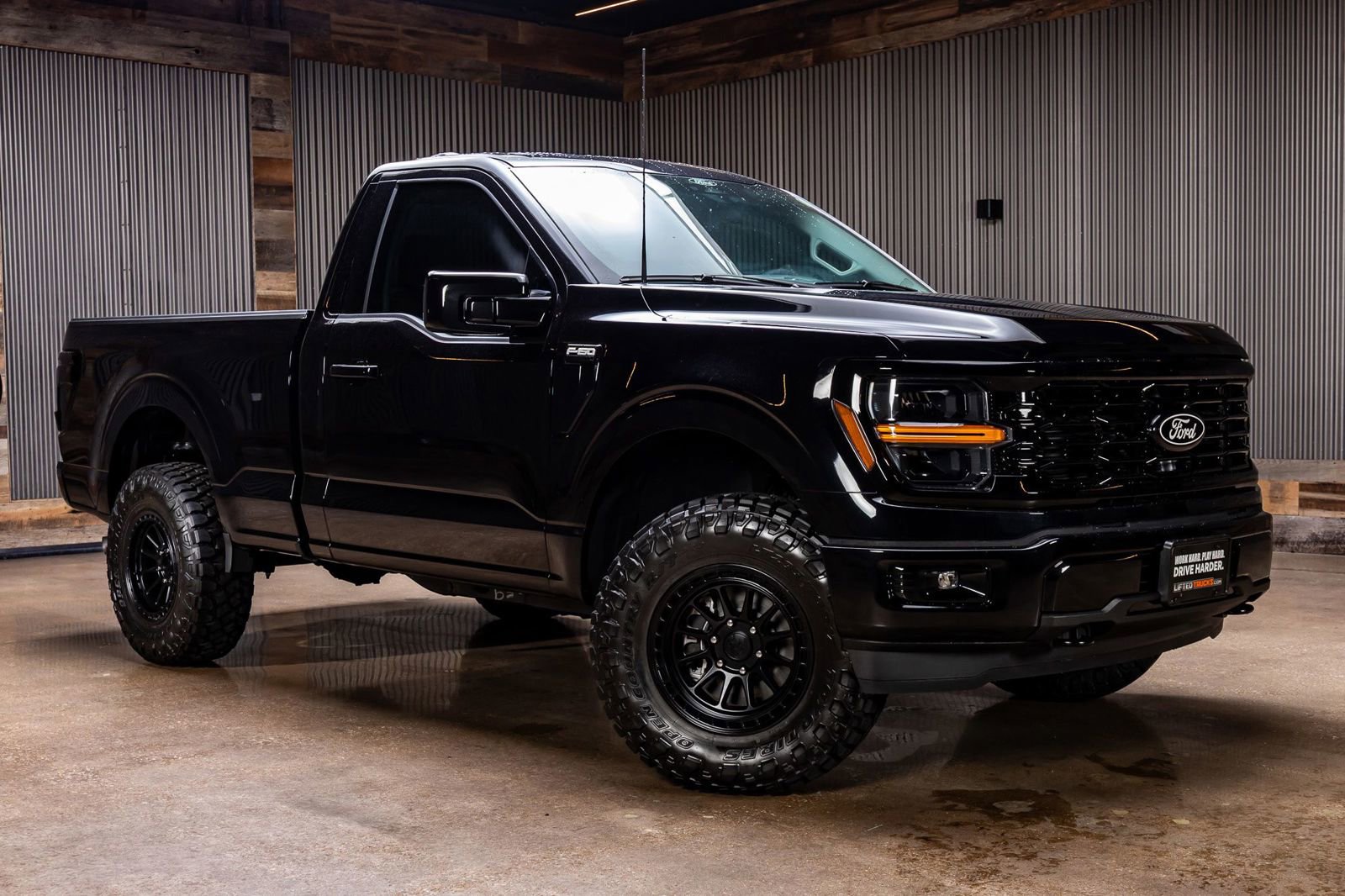 Used 2025 Ford F150 XL w/ Equipment Group 103A High image 1
