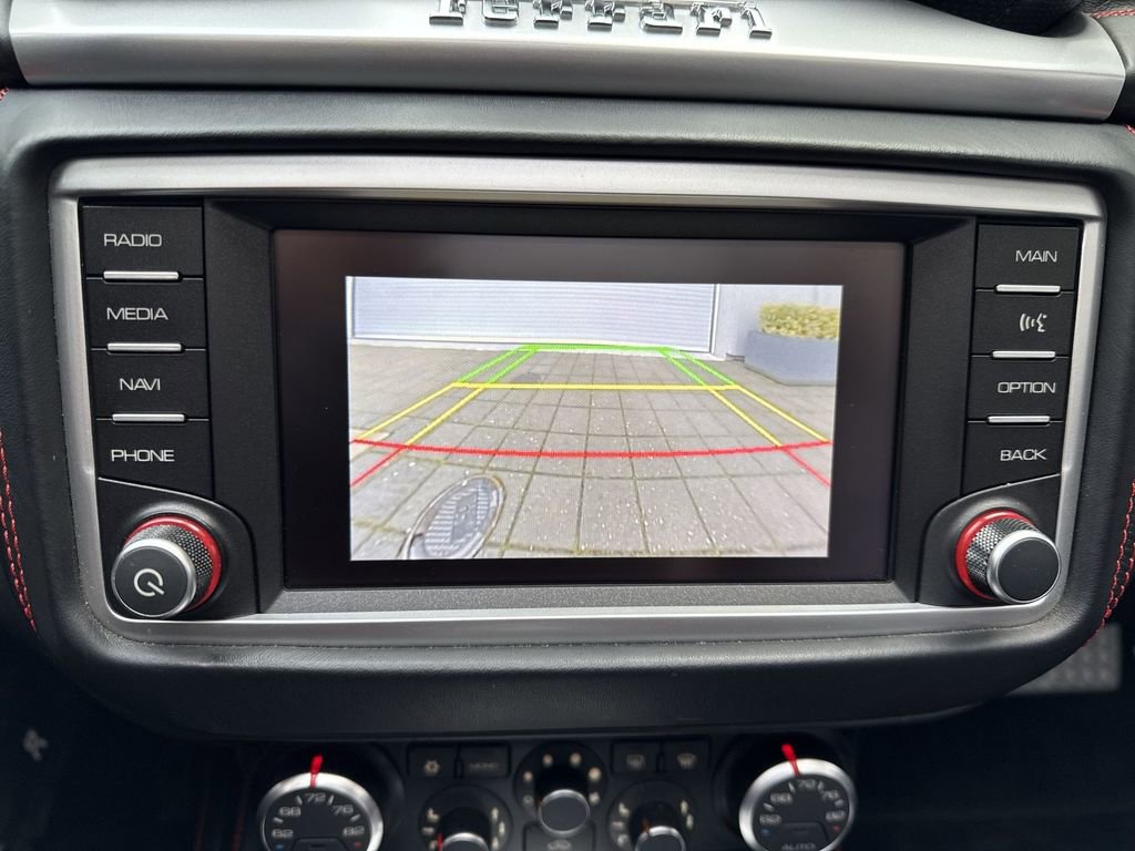 Used 2015 Ferrari California T image 17