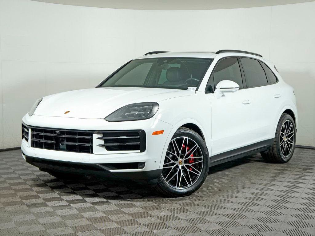 Certified 2024 Porsche Cayenne S w/ Premium Package Plus AWD/4WD image 1