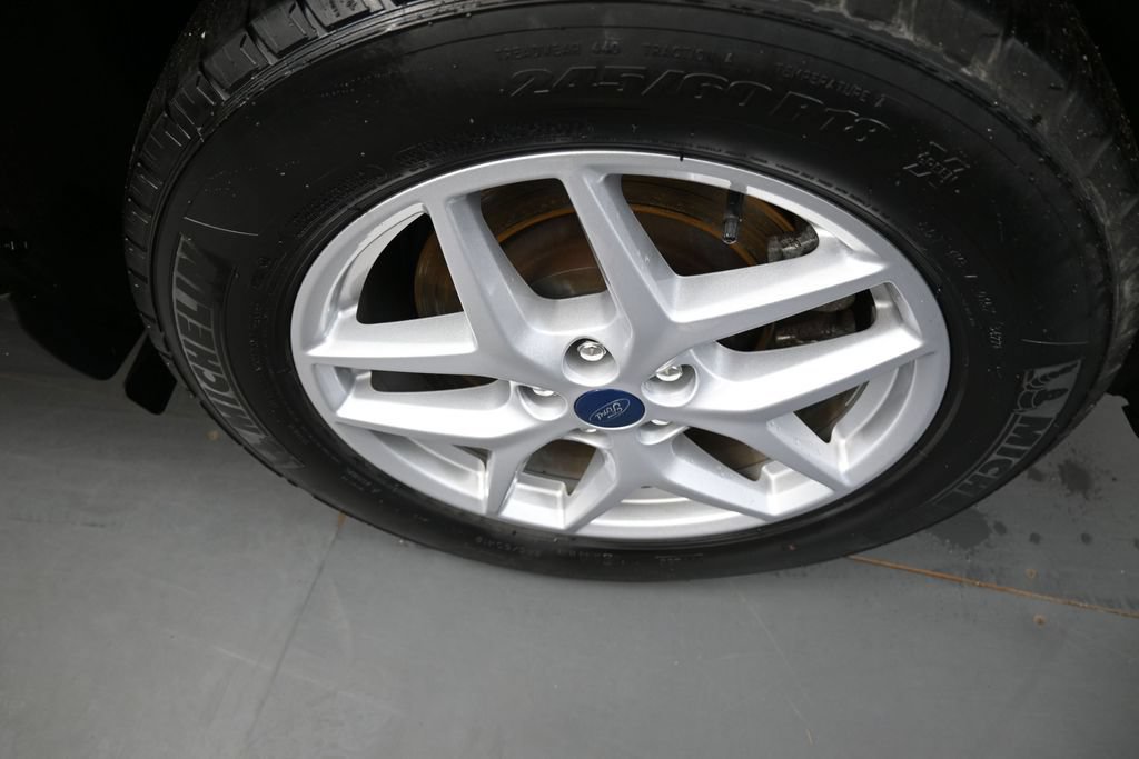 Used 2022 Ford Edge SEL w/ Convenience Package AWD/4WD image 9