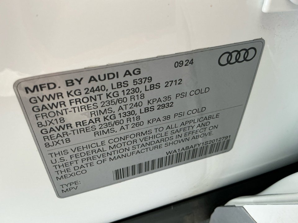Used 2025 Audi Q5 2.0T Premium image 35