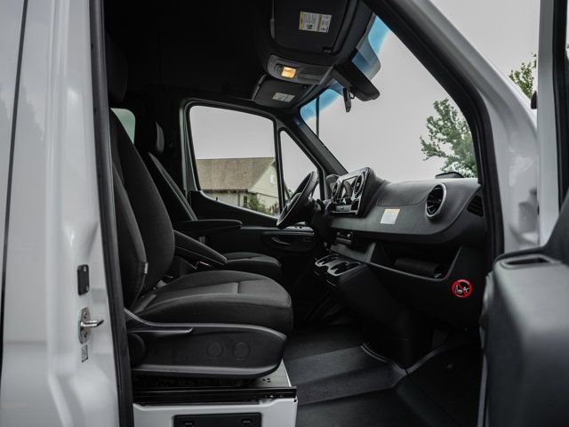 Certified 2025 Mercedes-Benz Sprinter 2500 image 22
