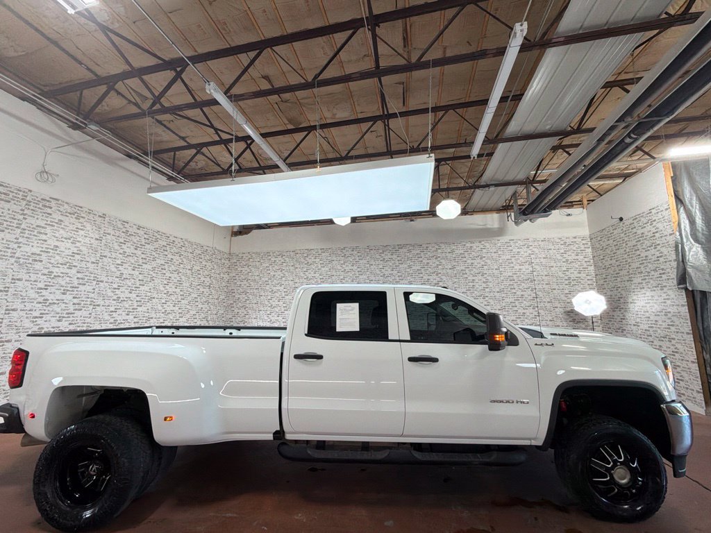 Used 2018 GMC Sierra 3500 4x4 Crew Cab w/ Sierra Convenience Package image 8