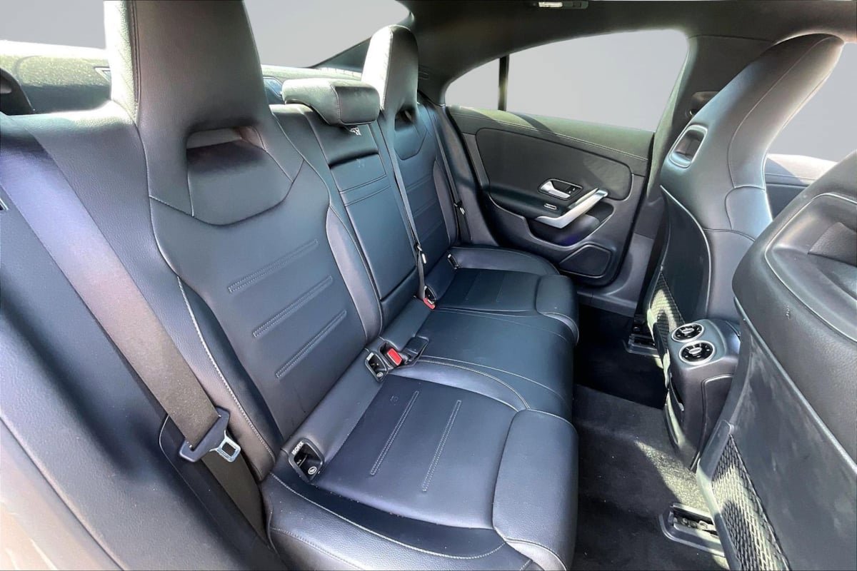 Used 2020 Mercedes-Benz CLA 250 image 27