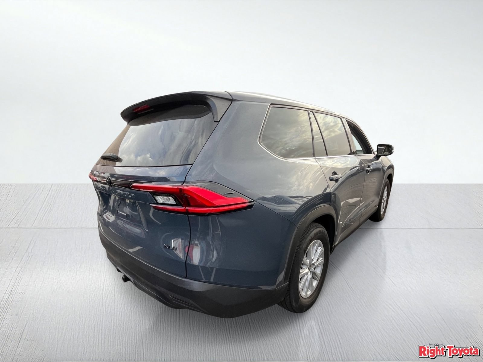 Used 2024 Toyota Grand Highlander AWD Hybrid image 4