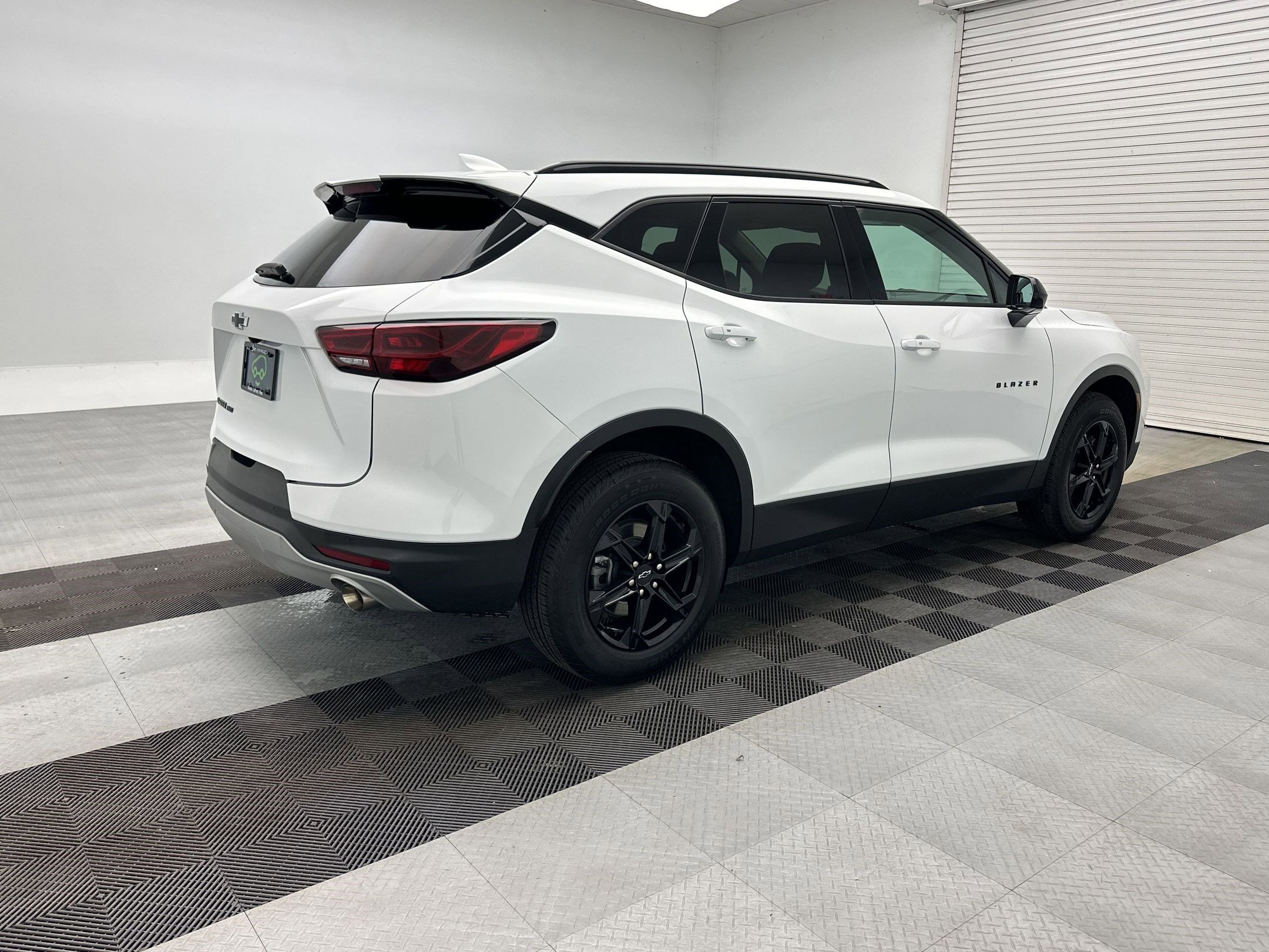 Certified 2025 Chevrolet Blazer LT w/ Convenience Package image 9