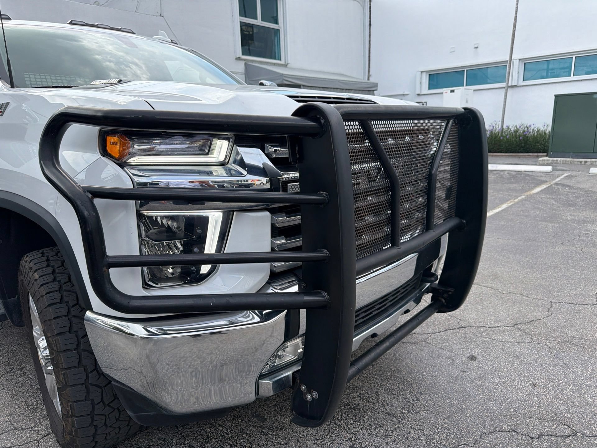 Used 2022 Chevrolet Silverado 3500 LTZ AWD/4WD image 5