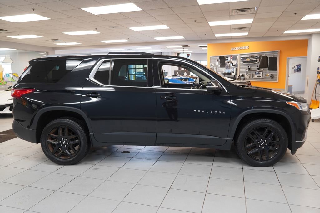 Used 2018 Chevrolet Traverse LT image 12