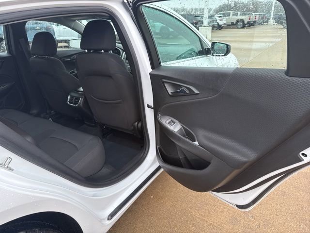 Used 2024 Chevrolet Malibu LT image 38