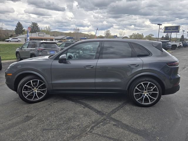 Used 2020 Porsche Cayenne AWD/4WD image 6