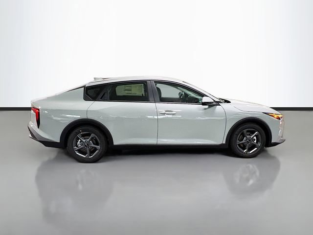 New 2026 Kia K4 LXS image 8