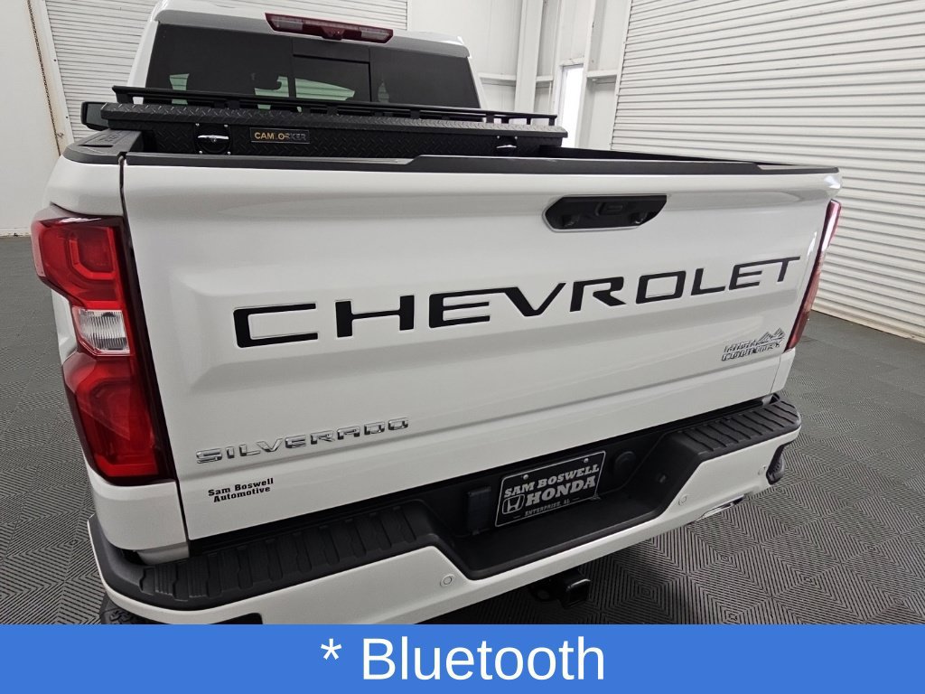 Used 2024 Chevrolet Silverado 1500 High Country w/ Technology Package AWD/4WD image 8