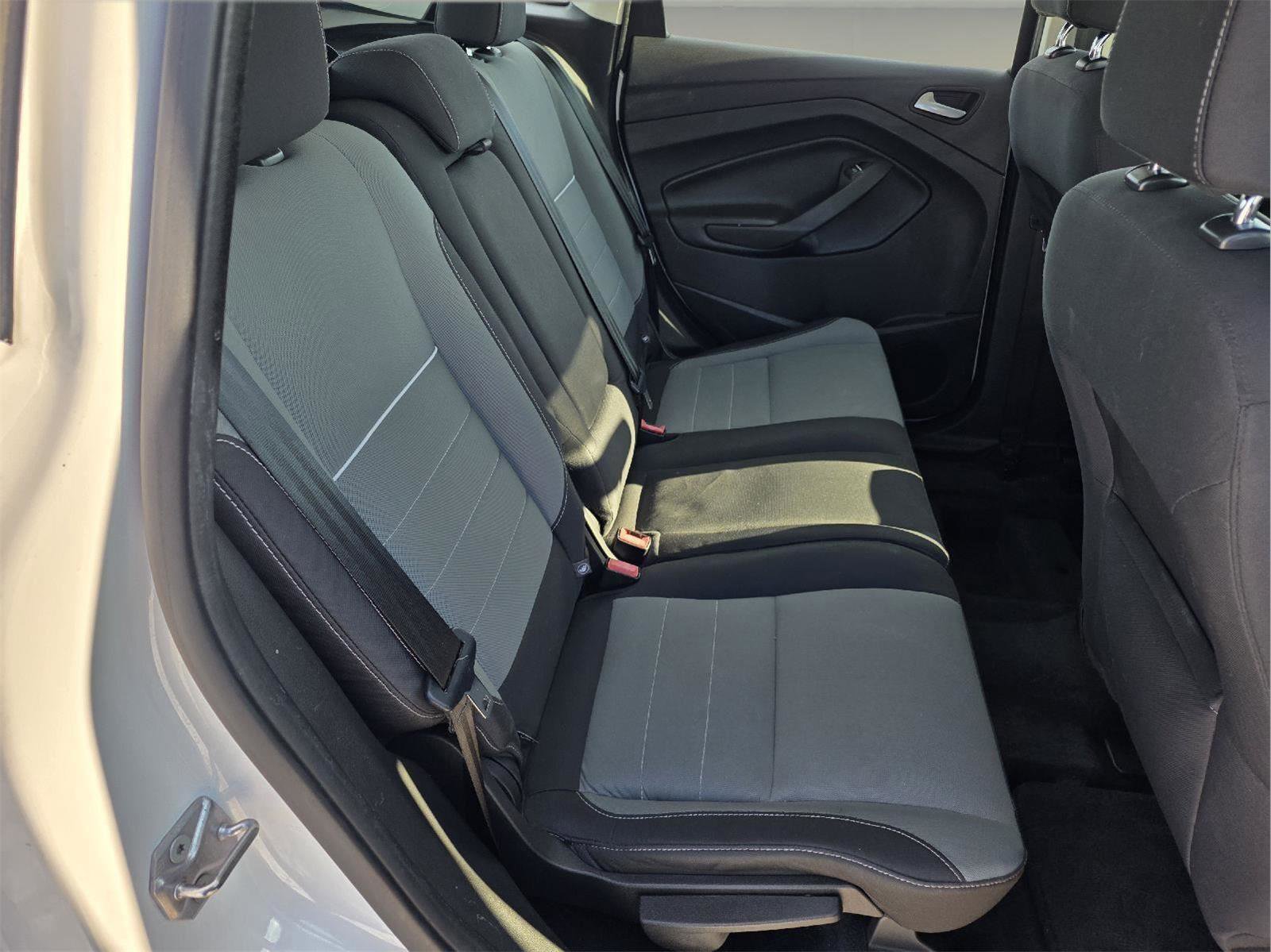 Used 2015 Ford C-MAX SE image 13