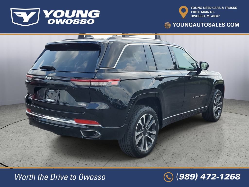 Used 2022 Jeep Grand Cherokee Overland w/ Luxury Tech Group IV AWD/4WD image 3